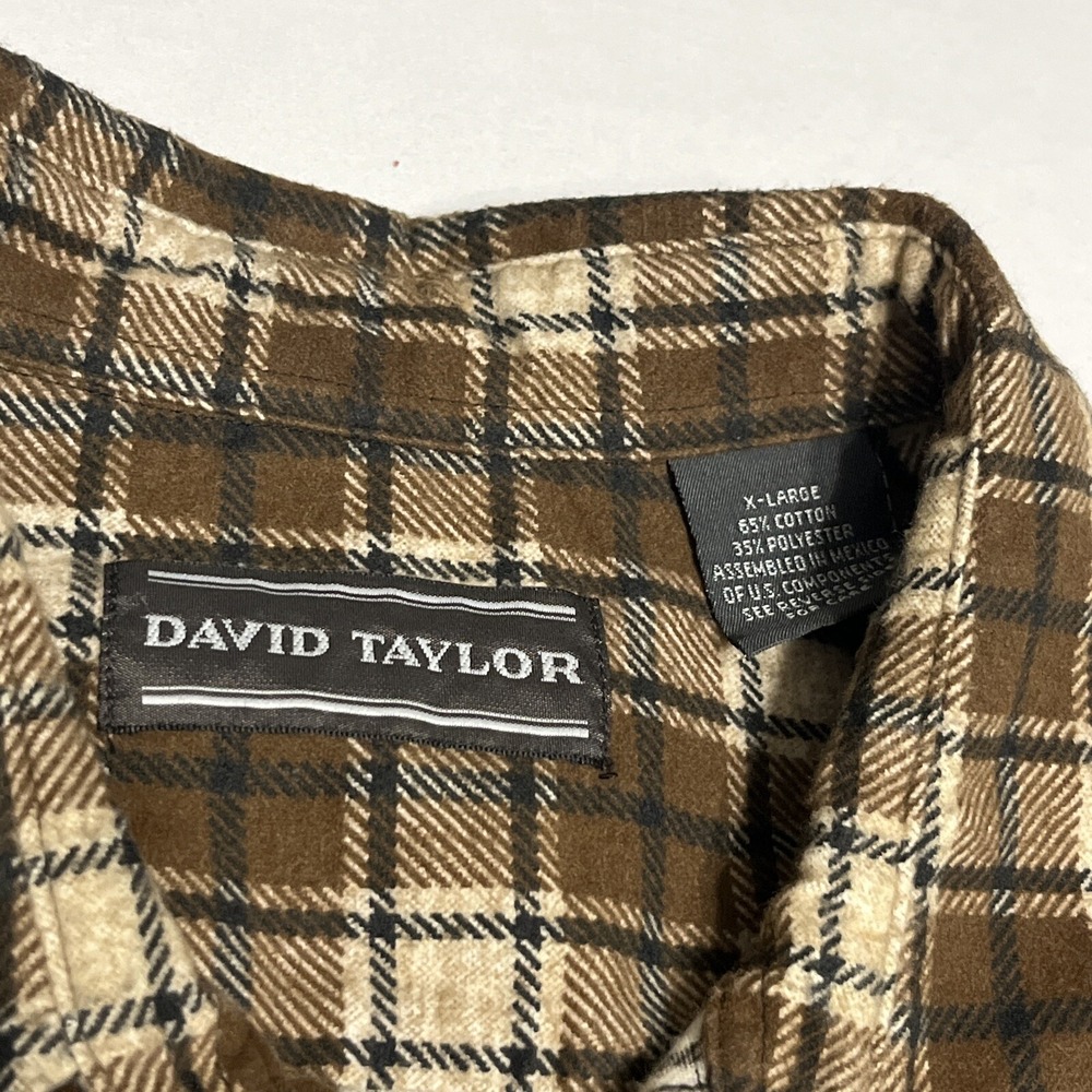 David Taylor Flannel Button Up Shirt Mens L Brown Plaid Basic Outdoors Hiking - Picture 3 of 6